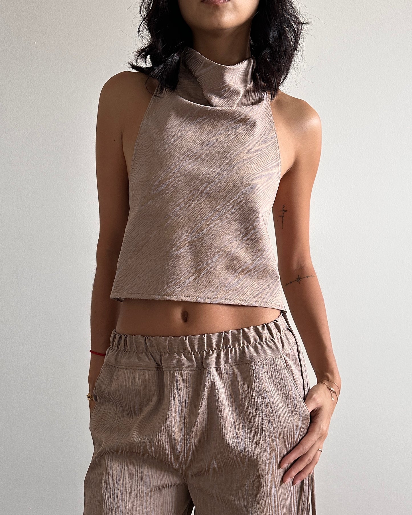 CELESTE TOP IN CACHI - CORTO //